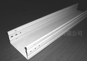 熱鍍鋅線槽橋架存儲需小心